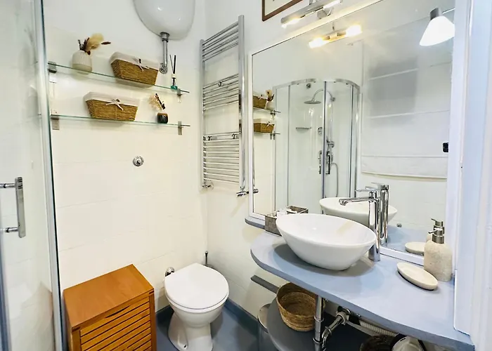 Elegant Two Bedroom Apartment-colosseum Рим